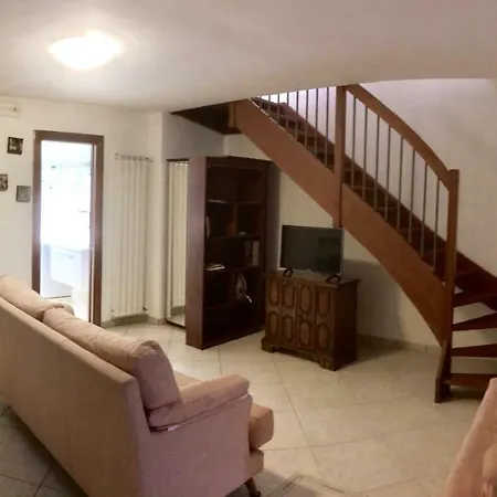 Gina Apartment